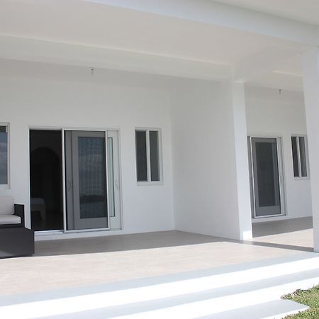 Blue Point Villa St. George's Exterior photo