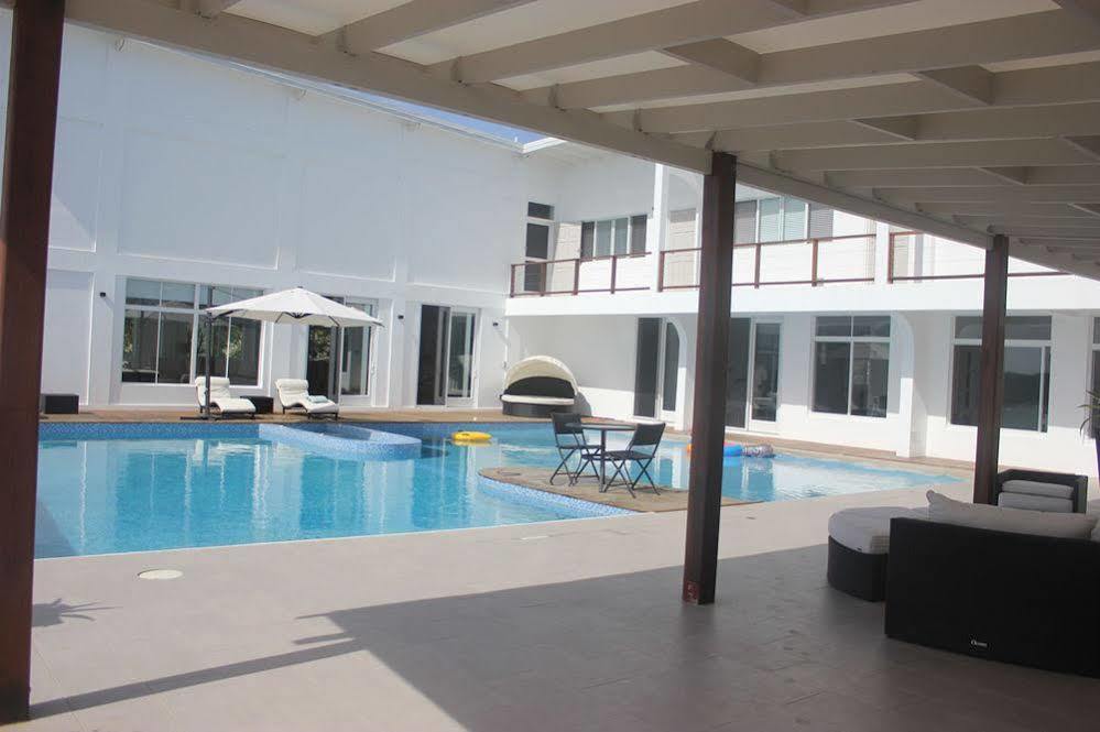 Blue Point Villa St. George's Exterior photo
